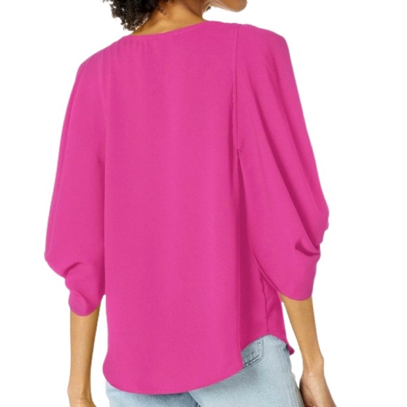 NWT Trina Turk Universe Split Sleeve Pink Salamander Top - Sz S - Picture 2 of 9